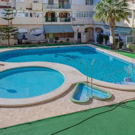 Santana -19 At With Pool, Garage And Lift Appartement Torrevieja