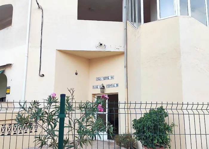 Santana -19 At With Pool, Garage And Lift Appartement Torrevieja